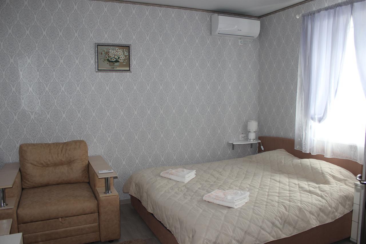 Мини Отель,Хостел Кенгуру Uman Exterior photo